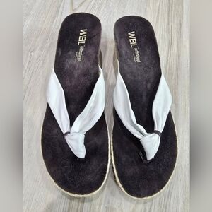 Dr. Weil with Orthaheel Technology White Leather Wedge Heel Sandals Size 10